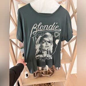Let luv Blondie Graphic T